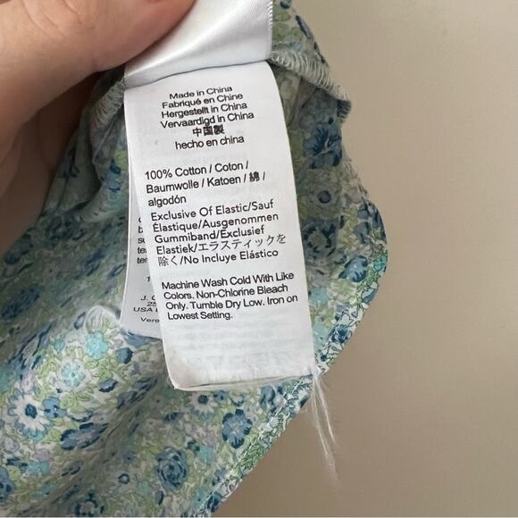 J. Crew Puff-Sleeve Top in Liberty Amelie Floral Print - Picture 7 of 10